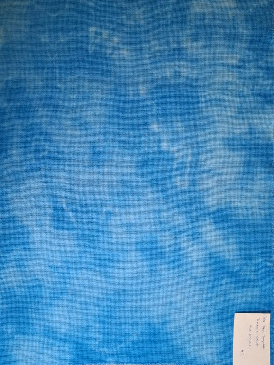 Tela Aida para bordado punto de cruz, color azul con efecto marmoleado